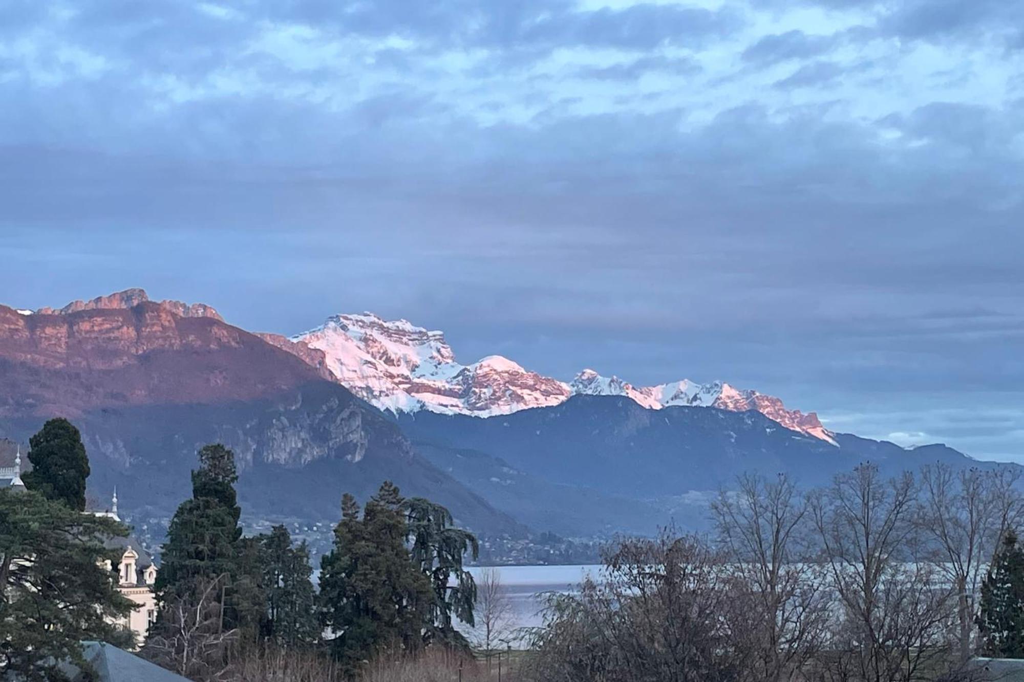 Tournette-Comfortable And Quiet Luxury Apartment Annecy Buitenkant foto